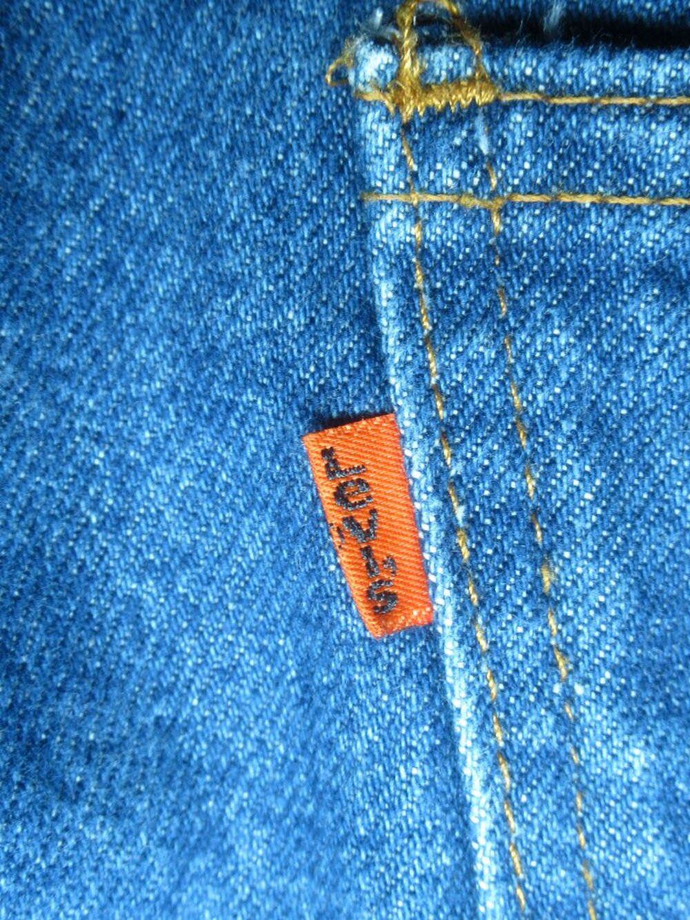 Levi’s Vintage 505 Orange Tab Straight Leg Jeans | Size 32W x 31L - Picture 8 of 13
